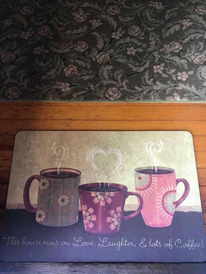 Bel'S Inn Bed And Breakfast Kingston Bagian luar foto