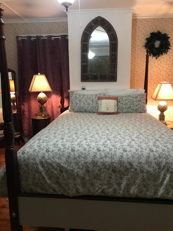 Bel'S Inn Bed And Breakfast Kingston Bagian luar foto